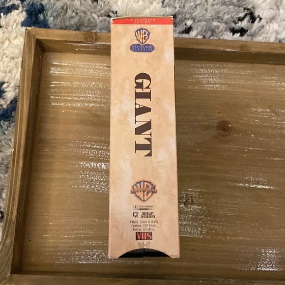 Elizabeth Taylor Rock Hudson James Dean GIANT Box set of 2 VHS Tapes - Picture 2 of 4